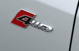 SsangYong Tivoli 4x4, badge 