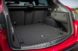 Alfa Romeo Stelvio, 2018, boot