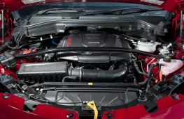 Alfa Romeo Stelvio, 2018, engine
