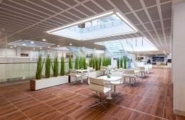 JLR dealership, 2016, Stockport, reception area