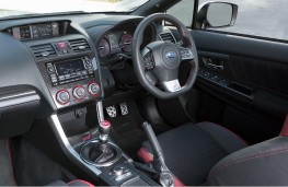 Subaru WRX STi, interior