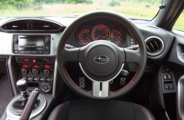 Subaru BRZ, dashboard