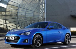 Subaru BRZ, front static 3