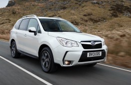 Subaru Forester, front action