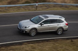 Subaru Outback, aerial action