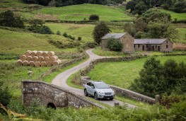 Subaru XV, car in landscape