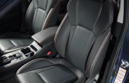 Subaru XV, front seats
