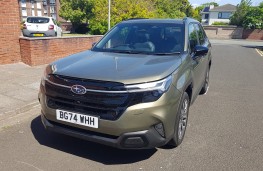 Subaru Forester, 2025, front
