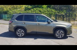 Subaru Forester, 2025, side