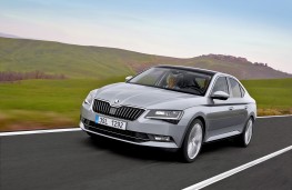 Skoda Superb, front, action