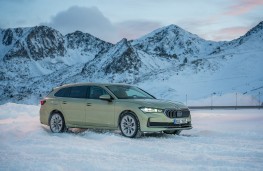 Skoda Superb Estate 4x4, 2026, side
