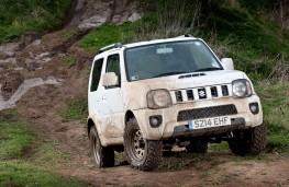 Suzuki Jimny, off-road, front, static