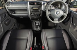 Suzuki Jimny, interior