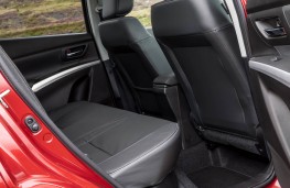 Suzuki SX4 S-Cross, rear seats