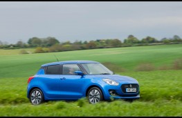 Suzuki Swift, action side