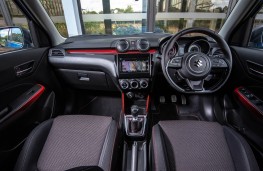 Suzuki Swift Sport, dashboard