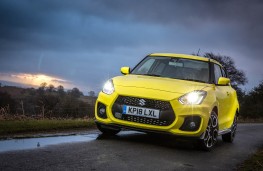 Suzuki Swift Sport, front static lights