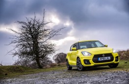 Suzuki Swift Sport, front static
