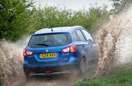 Suzuki SX4 S-Cross, rear action