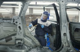 JLR Special Vehicle Operations, paint shop