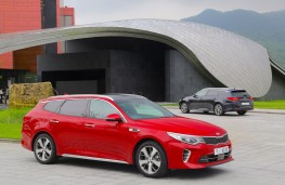 Kia Optima Sportswagon, front, static
