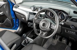 Suzuki Swift, 2017, interior