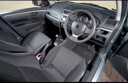 Suzuki Swift DDiS interior
