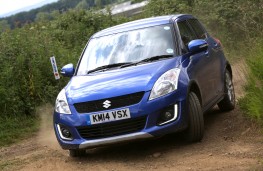 Suzuki Swift 4x4, off-road, front, action