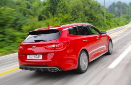 Kia Optima Sportswagon, rear, action