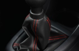 Suzuki Swift SZ-L, interior