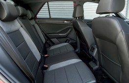 Volkswagen T-Roc R-Line, interior rear
