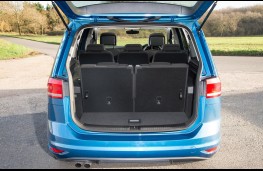 Volkswagen Touran 2016, seven seats