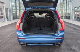 Volvo XC90 T8 Twin Engine R-Design, boot