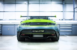 Aston Martin Vantage GT8, tail