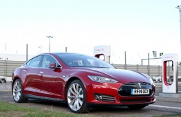 Tesla Model S P85D, side, static