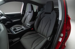 Chery Tiggo 4, 2026, front seats