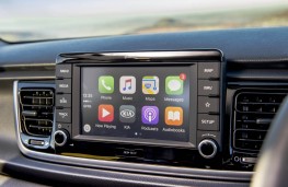 Kia Rio 3 1.0 T-GDi, 2017, display screen