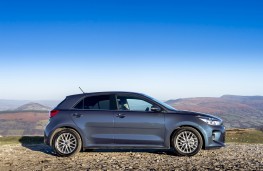 Kia Rio 3 1.0 T-GDi, 2017, side, static