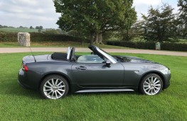 Fiat 124 Spider, side