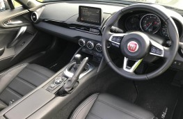 Fiat 124 Spider, interior