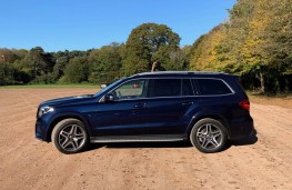 Mercedes GLS, side