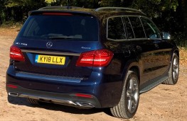 Mercedes GLS, rear