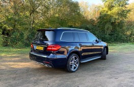 Mercedes GLS, rear