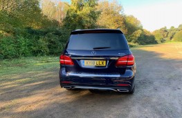 Mercedes GLS, rear