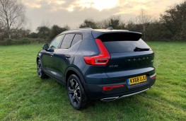 Volvo XC40, rear