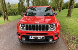 Jeep Renegade, front