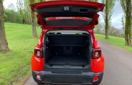 Jeep Renegade, boot