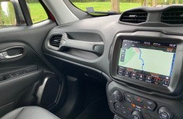 Jeep Renegade, interior
