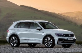Volkswagen Tiguan, front