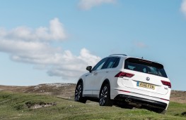 Volkswagen Tiguan R-Line, 2016, rear